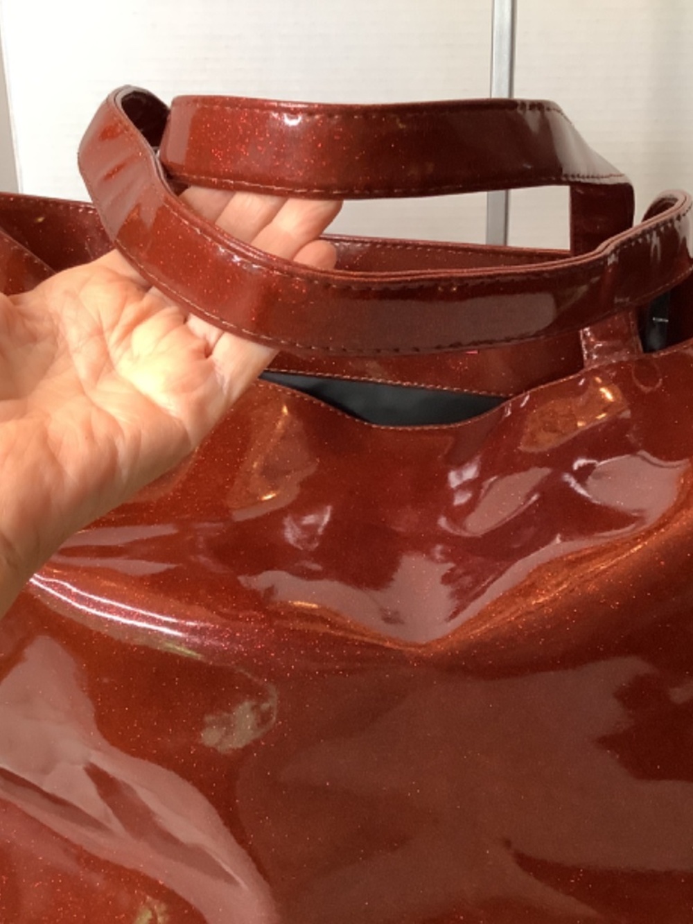 NWT Makeup Junkie weekender‎ red tote - Picture 8 of 13